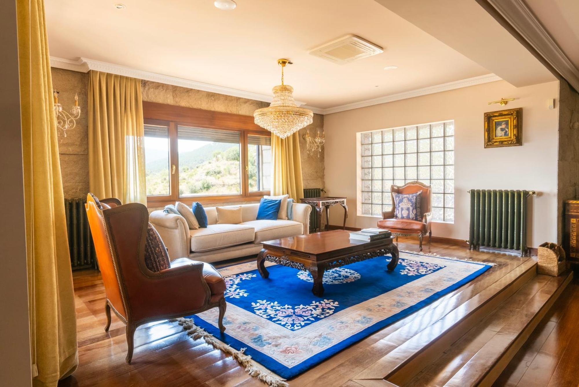 Vila Mansion Con Jacuzzi A 40 Grados, Gran Piscina Y Padel El Tiemblo Exteriér fotografie