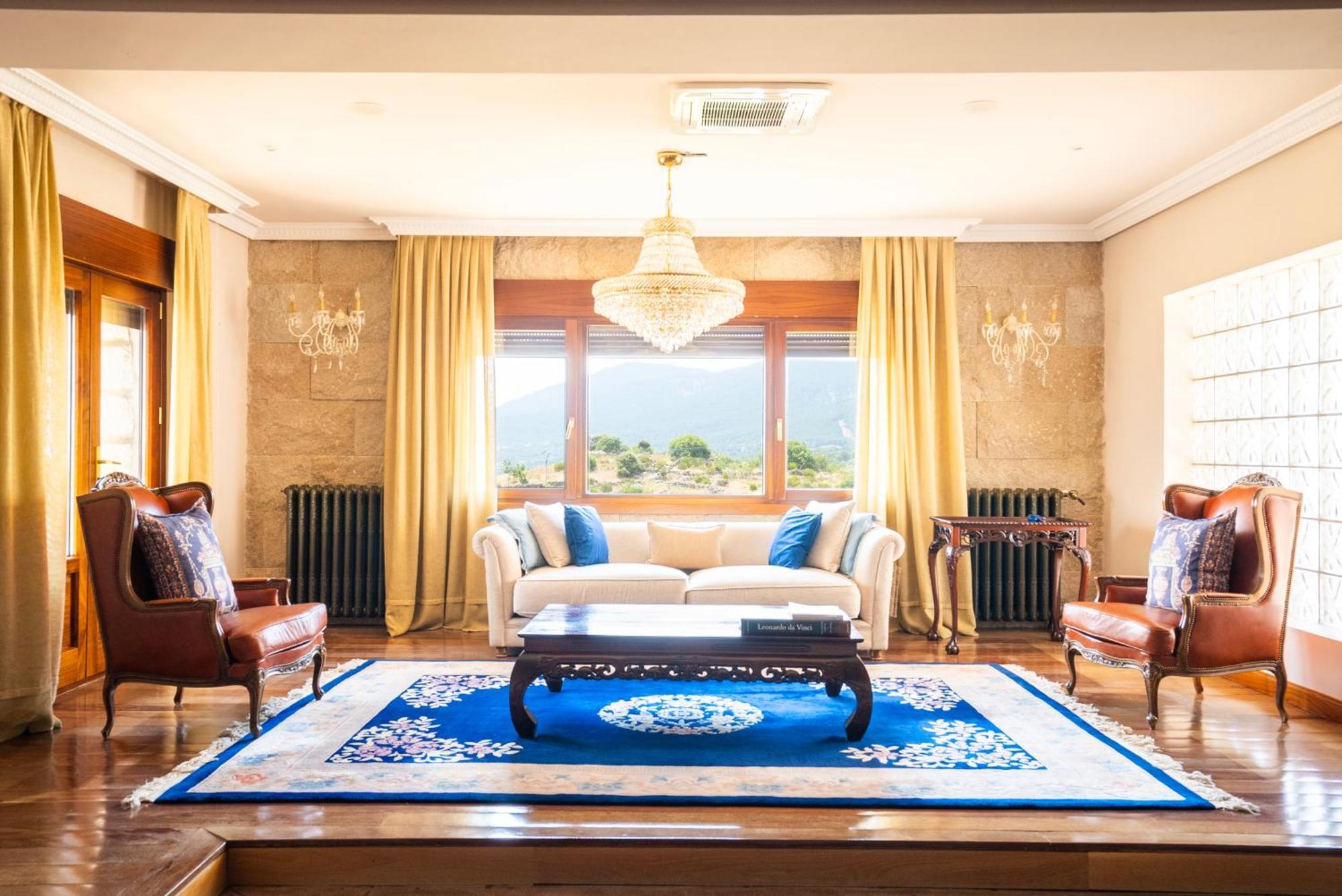 Vila Mansion Con Jacuzzi A 40 Grados, Gran Piscina Y Padel El Tiemblo Exteriér fotografie