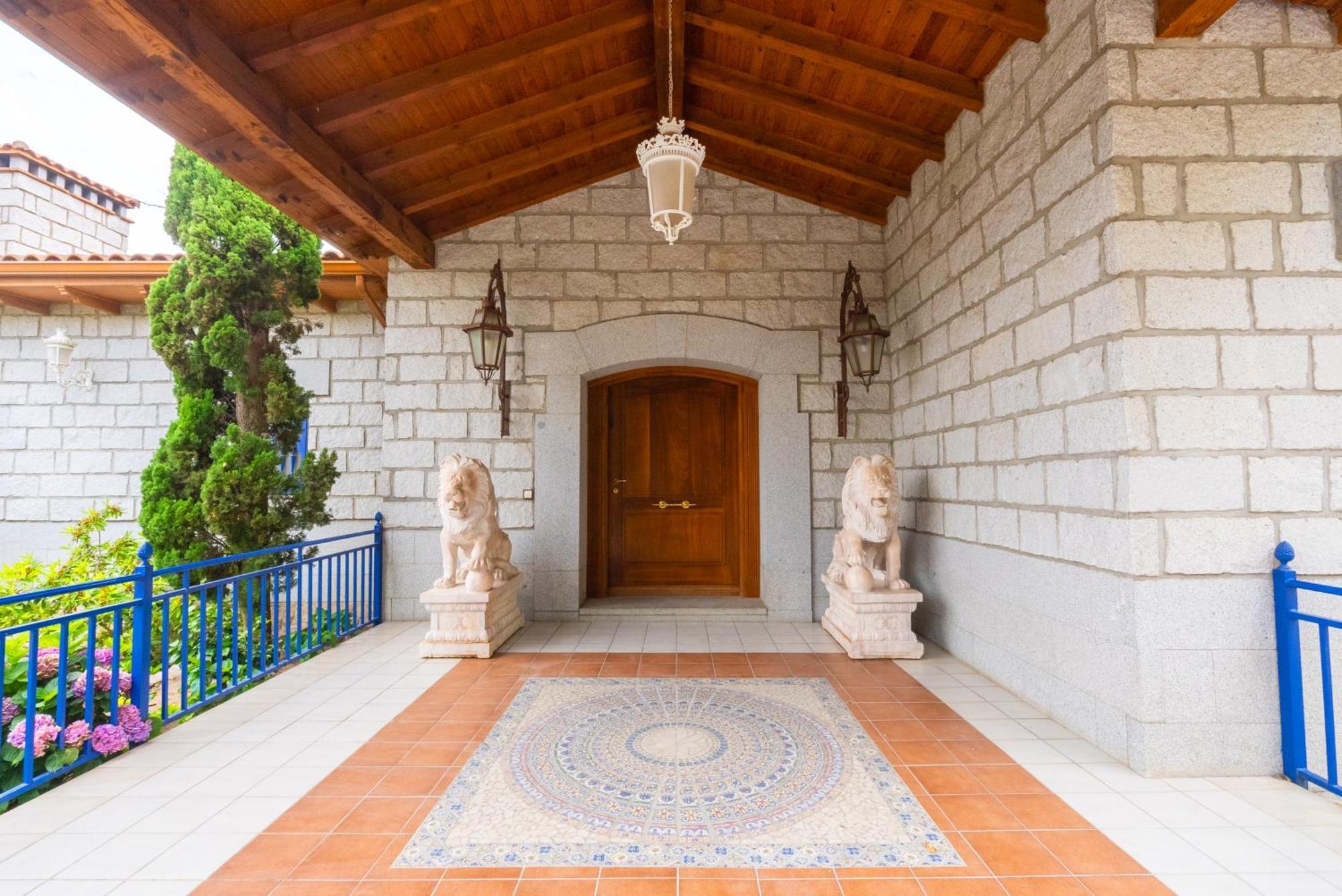 Vila Mansion Con Jacuzzi A 40 Grados, Gran Piscina Y Padel El Tiemblo Exteriér fotografie