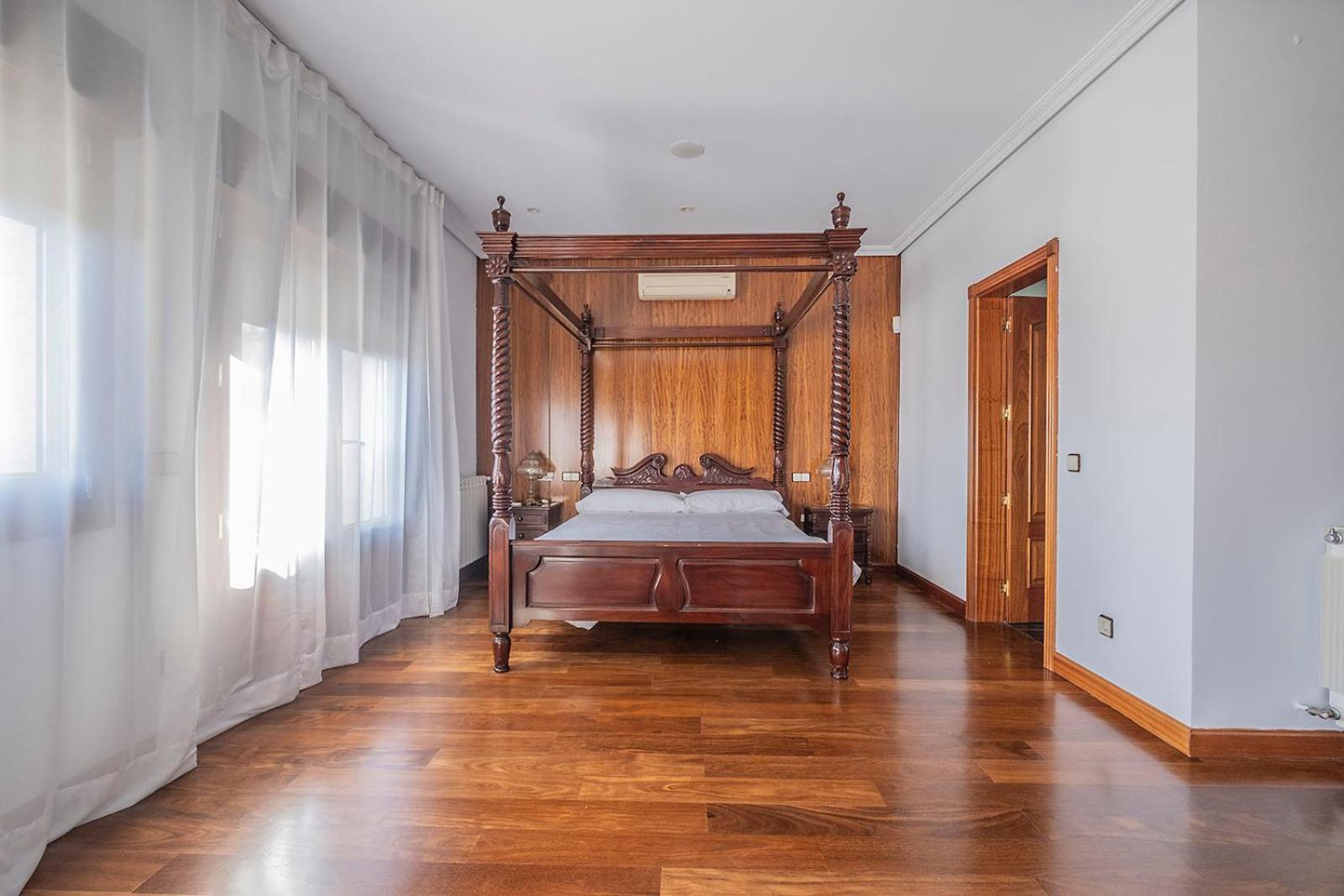 Vila Mansion Con Jacuzzi A 40 Grados, Gran Piscina Y Padel El Tiemblo Exteriér fotografie