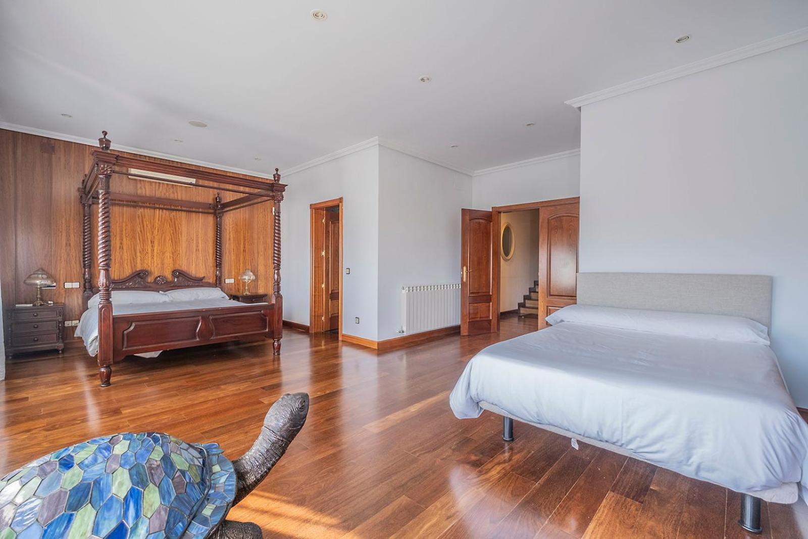 Vila Mansion Con Jacuzzi A 40 Grados, Gran Piscina Y Padel El Tiemblo Exteriér fotografie