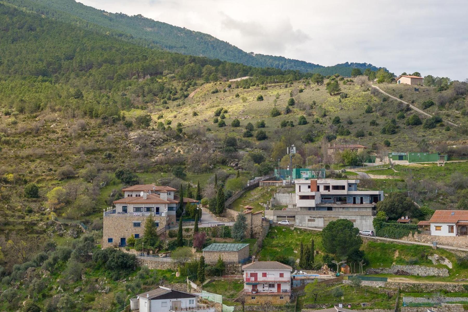 Vila Mansion Con Jacuzzi A 40 Grados, Gran Piscina Y Padel El Tiemblo Exteriér fotografie