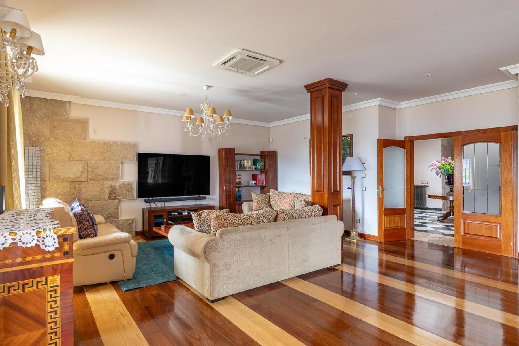 Vila Mansion Con Jacuzzi A 40 Grados, Gran Piscina Y Padel El Tiemblo Exteriér fotografie