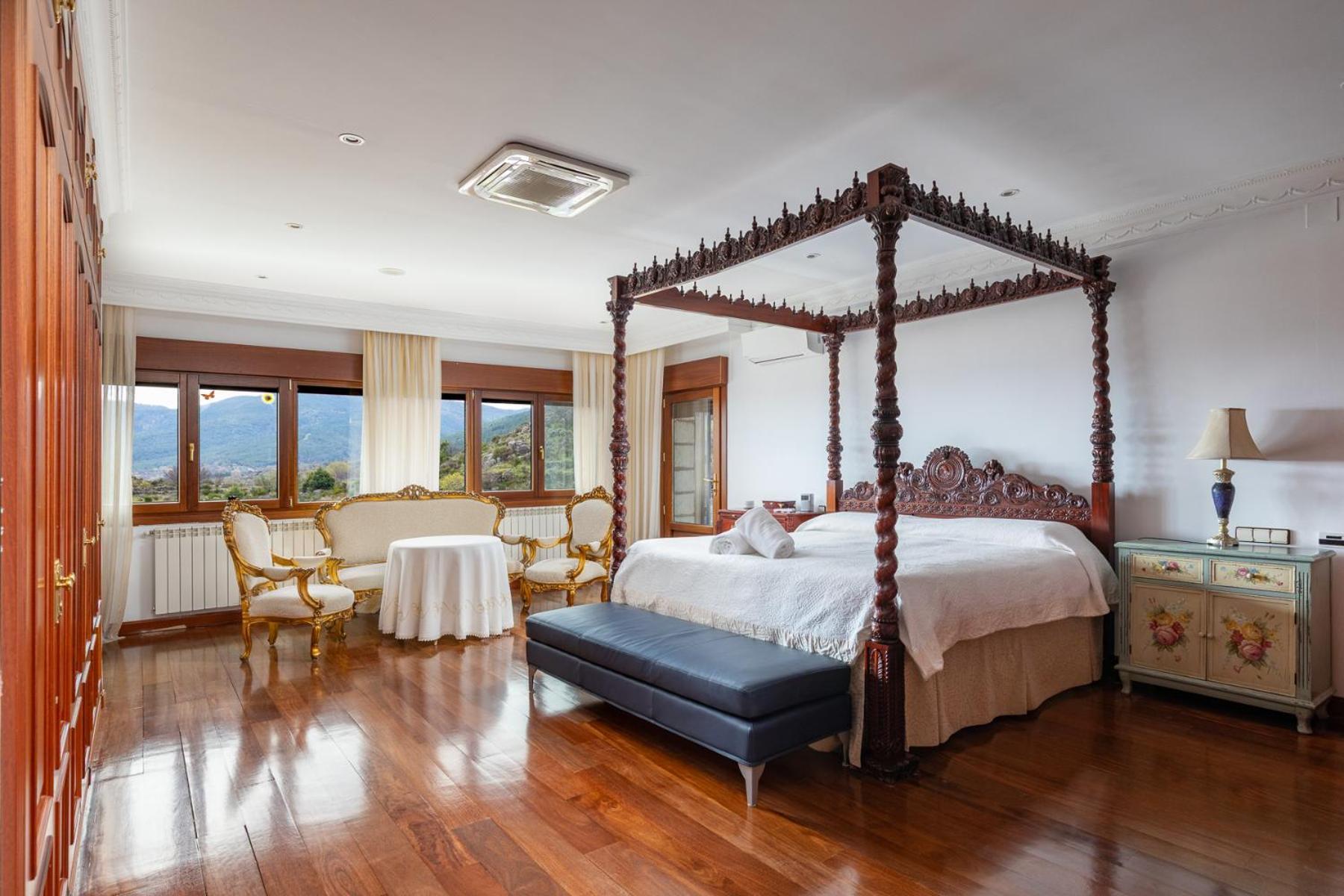 Vila Mansion Con Jacuzzi A 40 Grados, Gran Piscina Y Padel El Tiemblo Exteriér fotografie