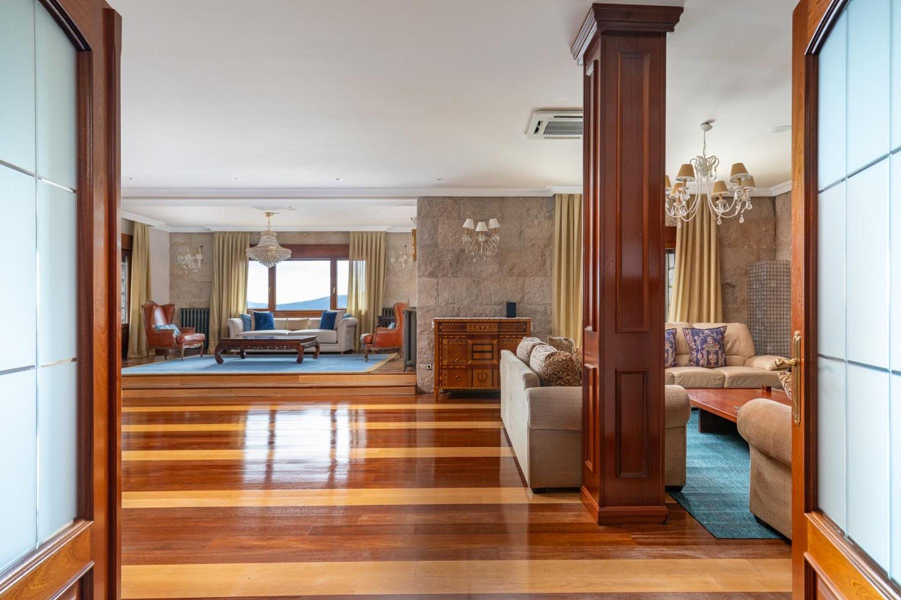 Vila Mansion Con Jacuzzi A 40 Grados, Gran Piscina Y Padel El Tiemblo Exteriér fotografie